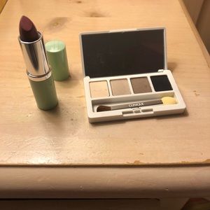Clinique “A Different Grape” Lipstick & Eye Shadow Palette
